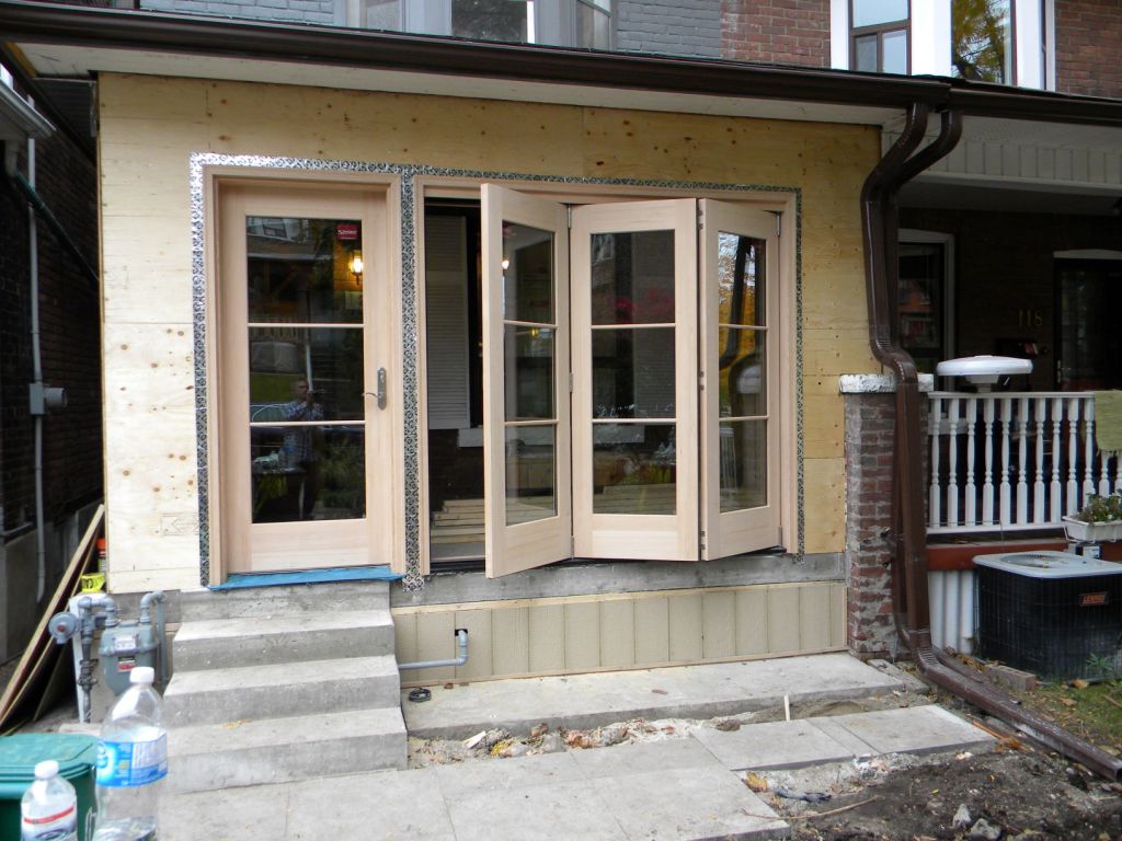 HGTV Loves Our 4-Panel Bi-Fold Door6