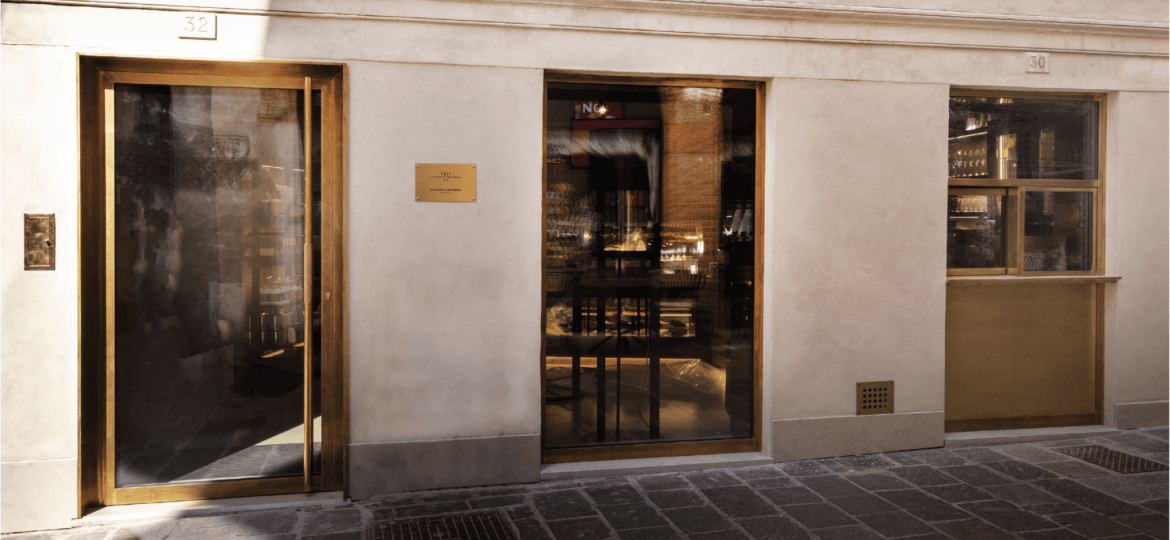 BronzoFinestra-scaledsmaller