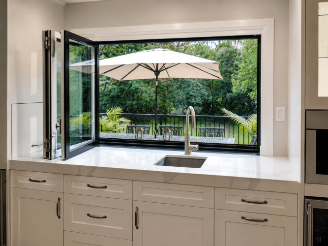 BiFold Window 1